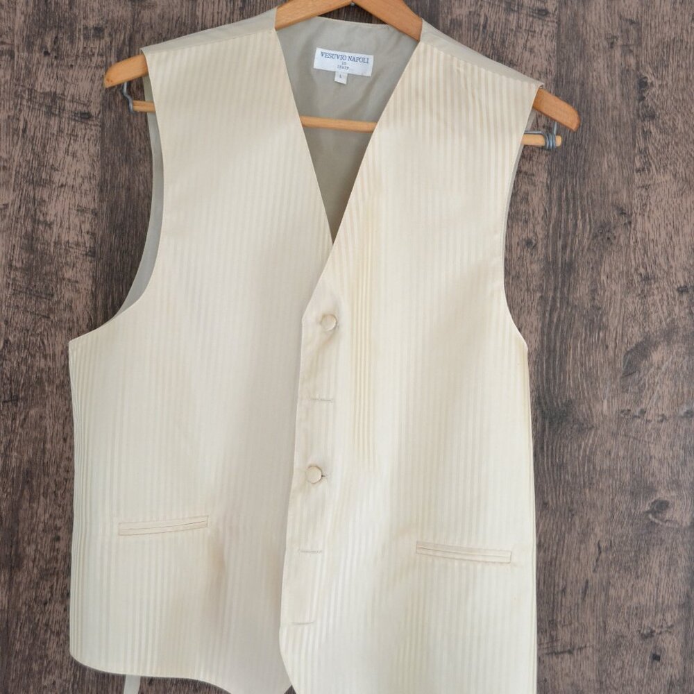 Vesuvio Napoli vest and tie